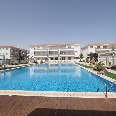 ♥ Sunny&Cozy Family Apartment ★ Walk To The Beach☼ Paralímni Eksteriør bilde
