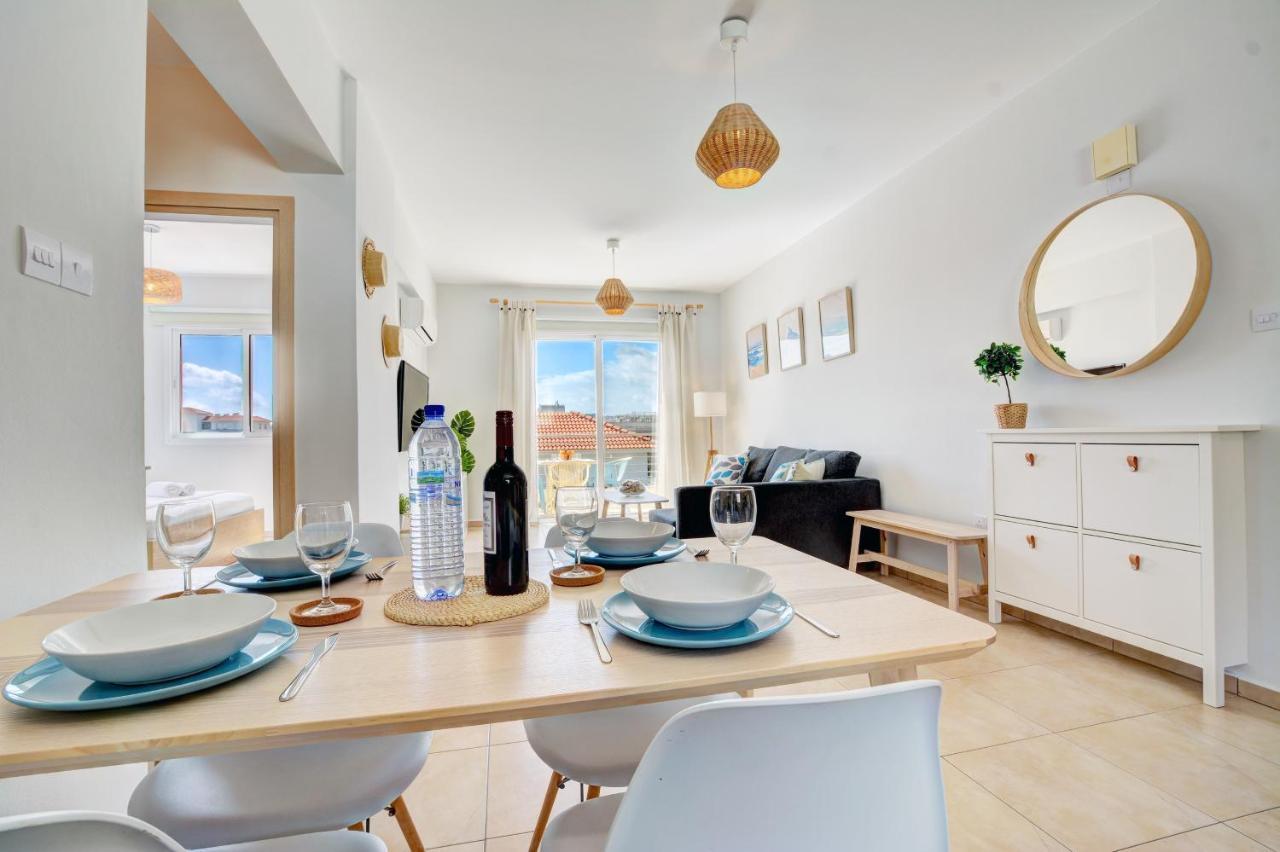 ♥ Sunny&Cozy Family Apartment ★ Walk To The Beach☼ Paralímni Eksteriør bilde