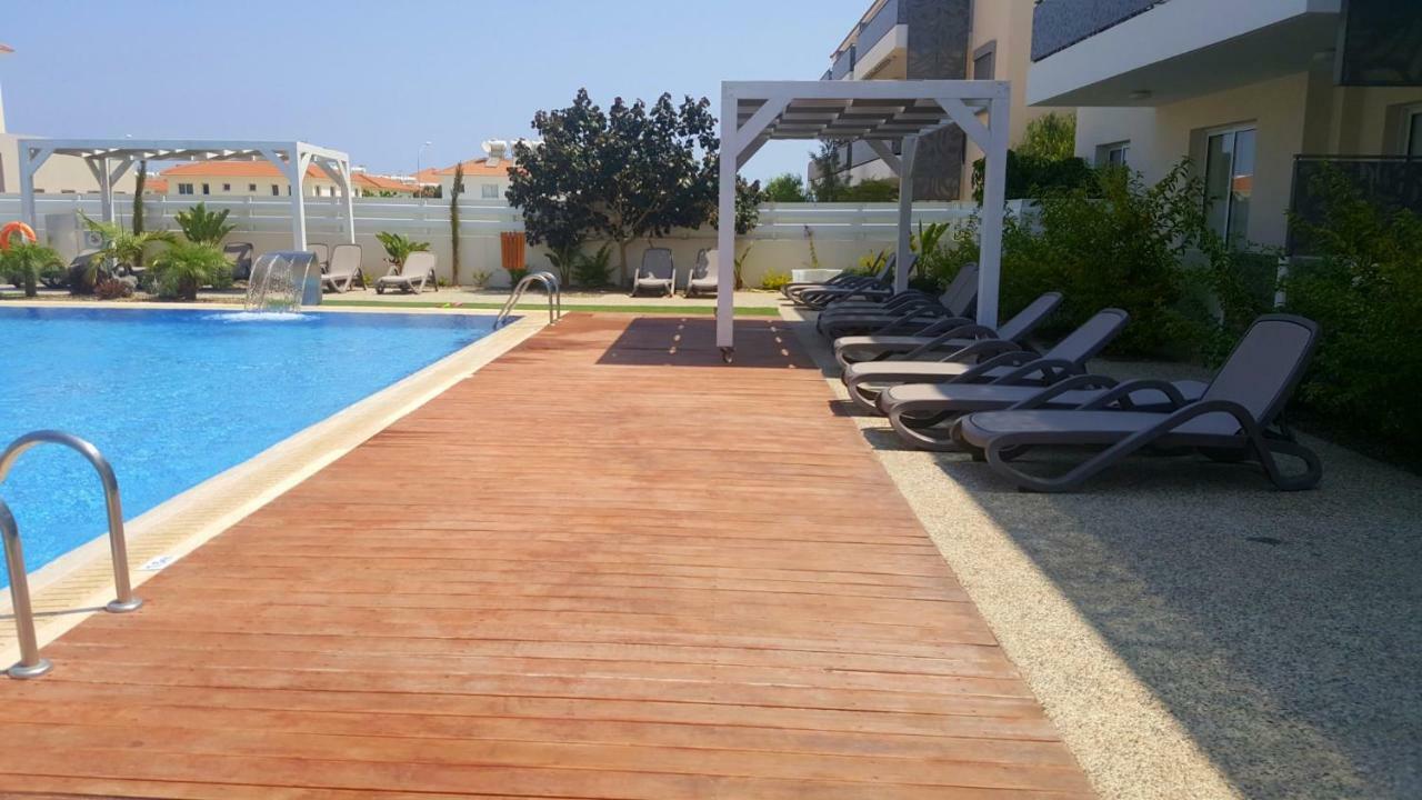 ♥ Sunny&Cozy Family Apartment ★ Walk To The Beach☼ Paralímni Eksteriør bilde